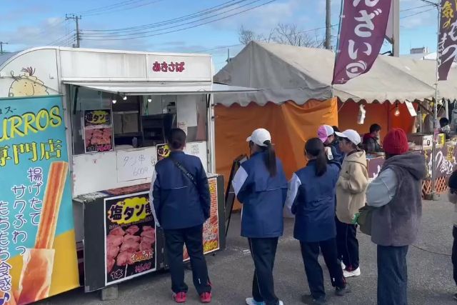 【冷凍】大人気！豚タン串（100本入）【送料無料】